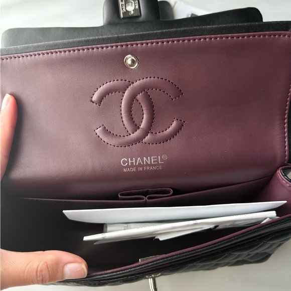 Classic flap bag - Picture 4 of 14